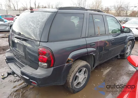 2007 Chevrolet Trailblazer Ls z USA, uszkodzony, nr VIN 1GNDT13S272144490